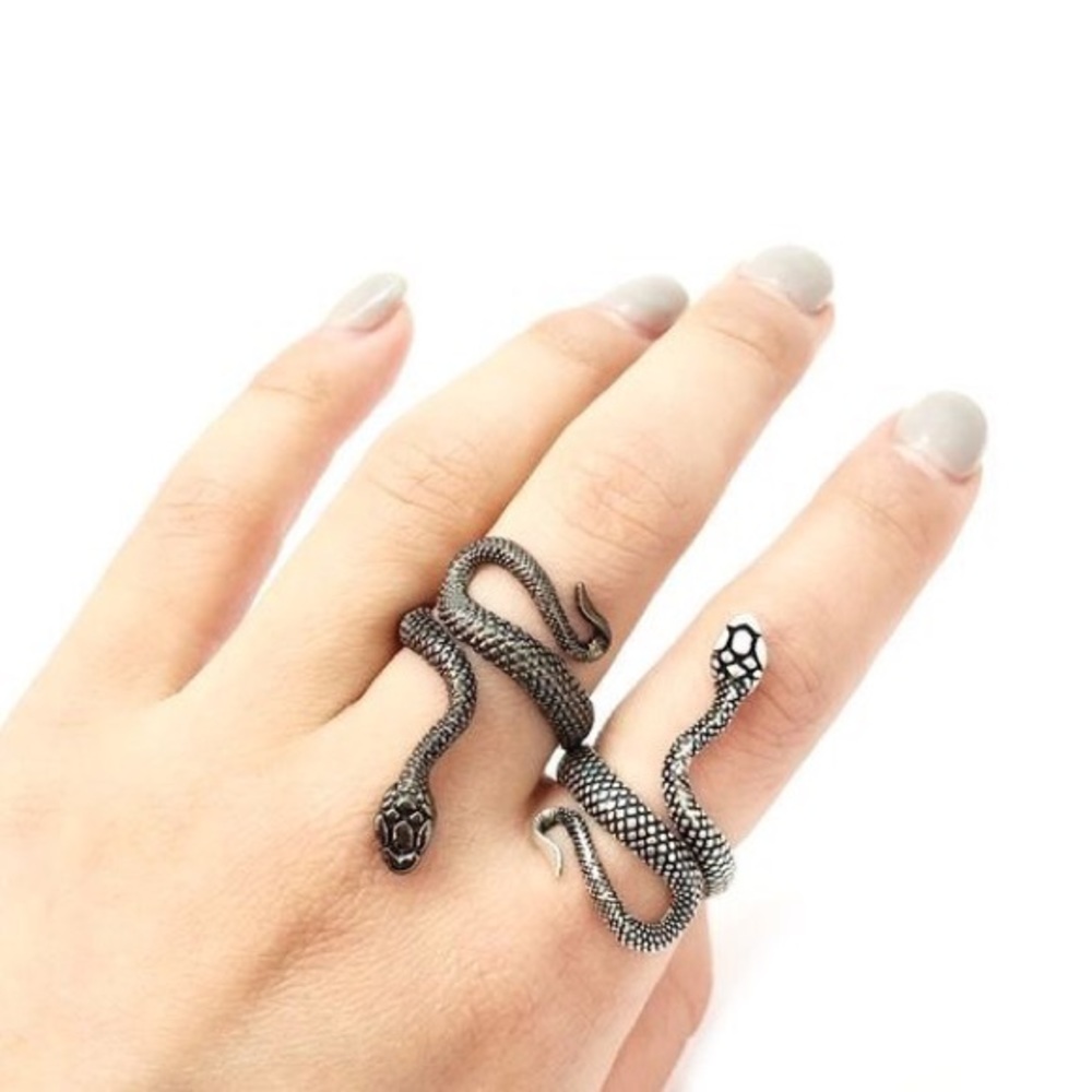 LAST ONE Silver / Black Adjustable Snake Ring - Picture 2 of 3